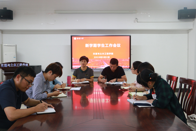 82f16d22e69deca41fa4e4d18366805_副本.jpg